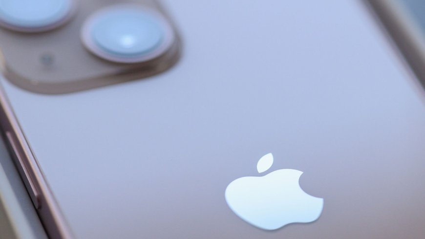 Apple dilutes security for UK cloud users rather than renege on privacy commitments to all