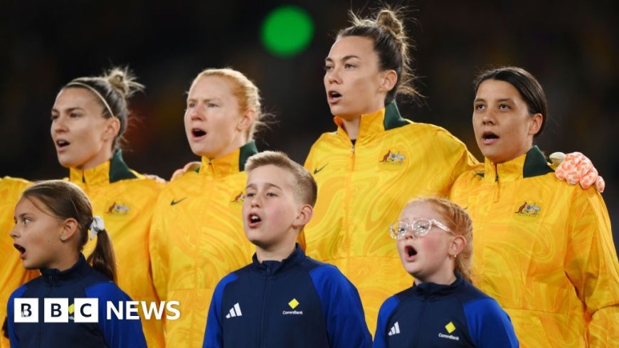 Australian host sorry for offensive remarks about women's football