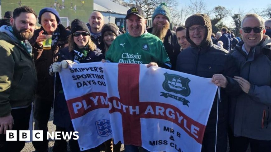 Plymouth Argyle's Green Army flock to Manchester for FA Cup